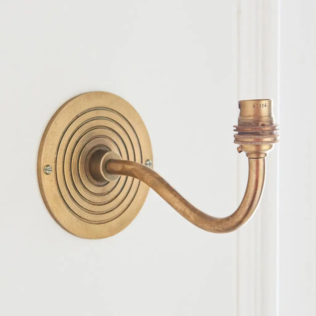Ripple Brass Curved Wall Bracket Only
