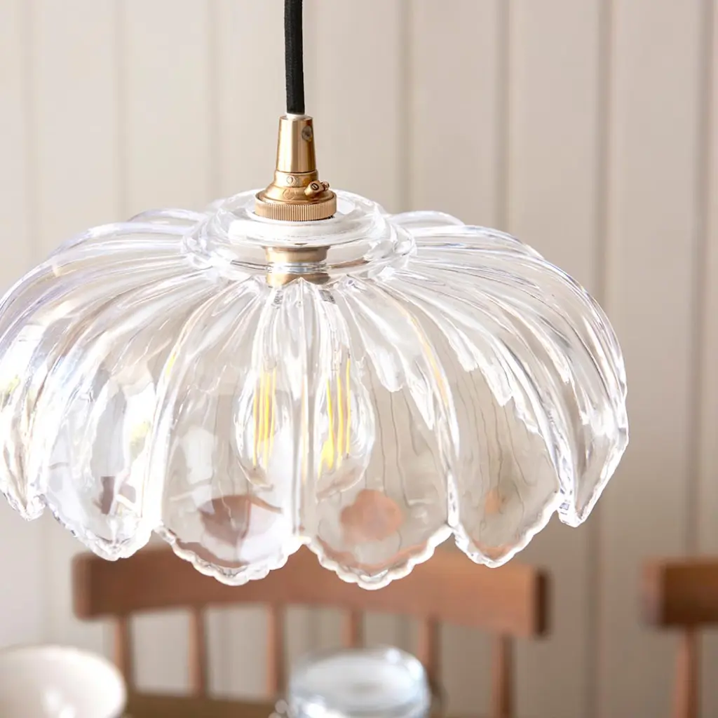 Camellia Easyfit Scalloped Glass Shade at 260mm