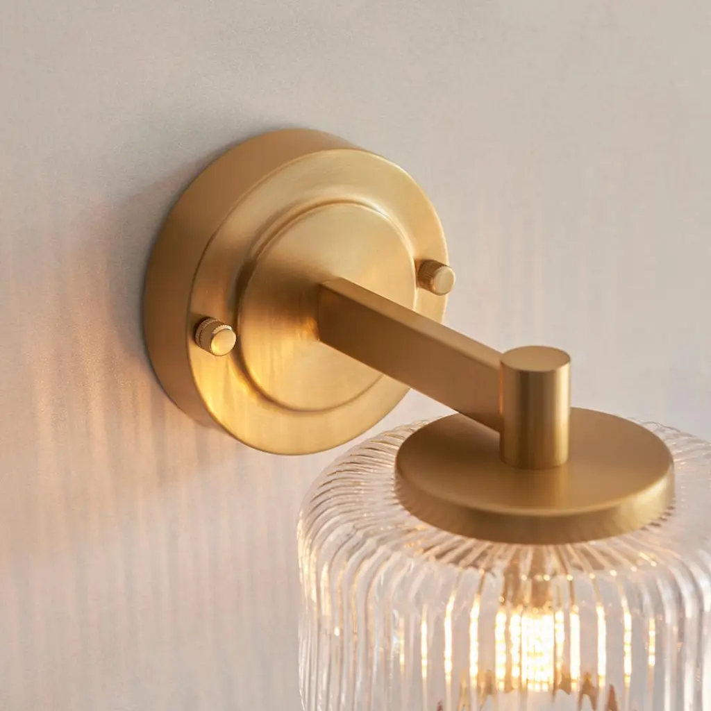 Stamford Brass Wall Light C/W Ribbed Shade
