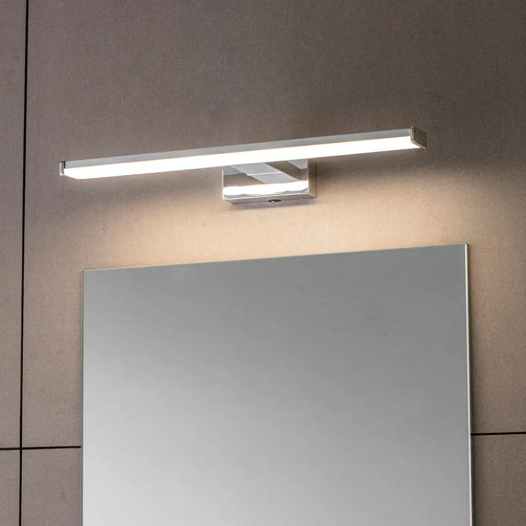 Axis Bathroom Wall Light in Chrome IP44