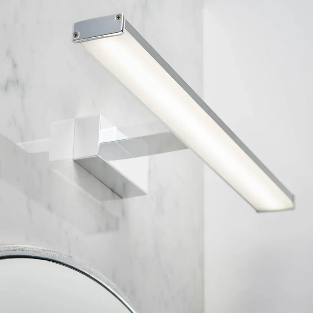 Axis Bathroom Wall Light in Chrome IP44