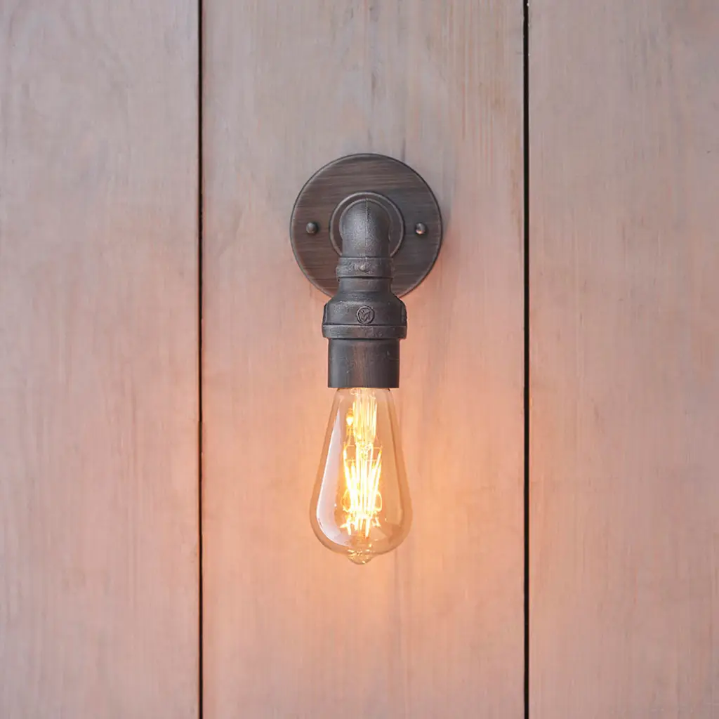 Pipe Single Industrial Wall Light in Pewter Finish