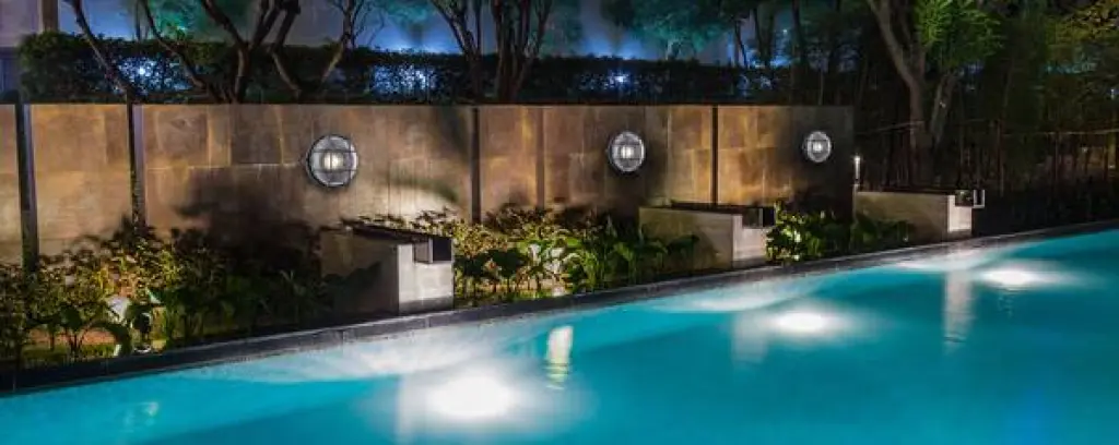 Turin Black Die Cast Aluminium Circular Shaped Bulkhead