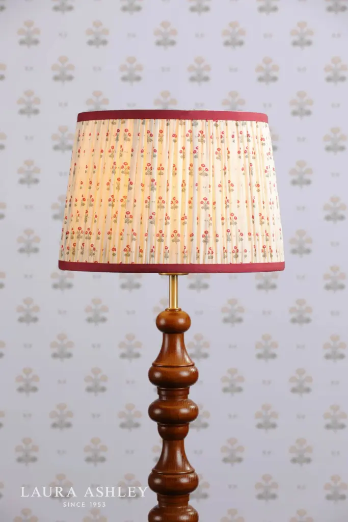 Harthill Daisy Drum 30cm Shade