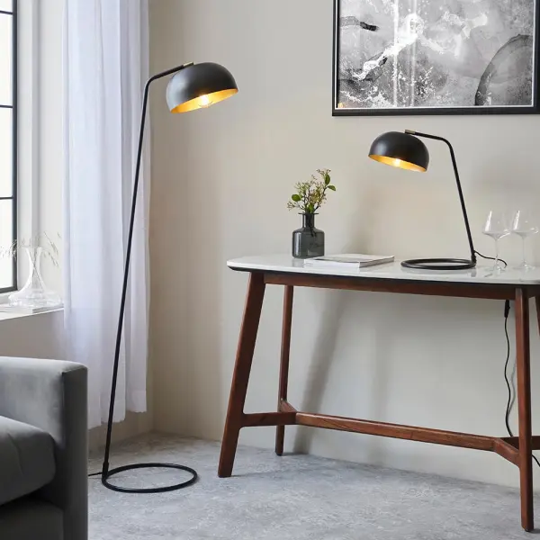 Brair Black Table Lamp