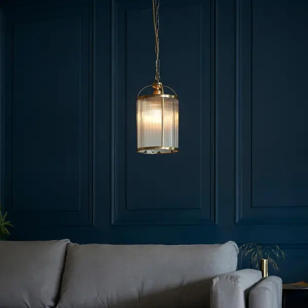 Lambeth Single Ribbed Lantern in Antique Brass