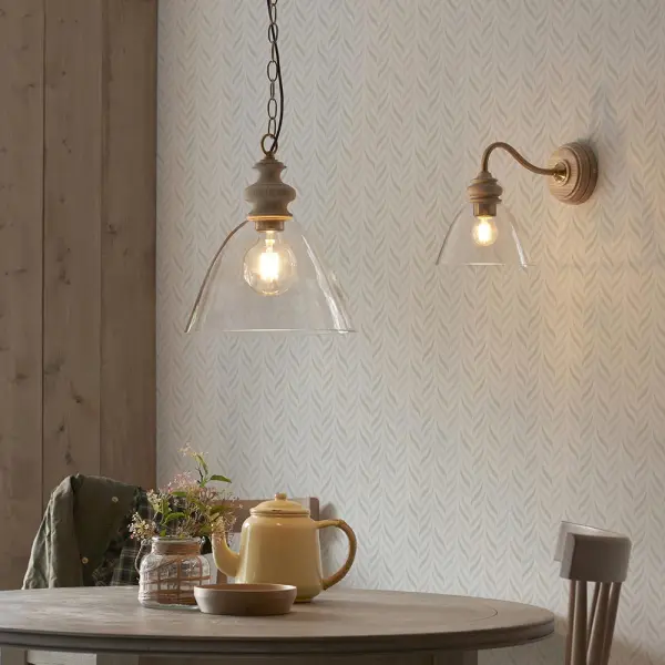 Cotswold Wooded Detailed Pendant