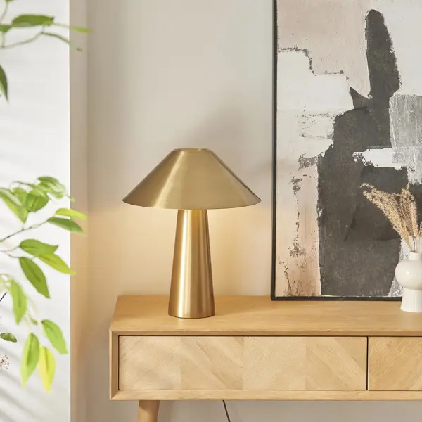 Isak Brushed Brass Table Lamp