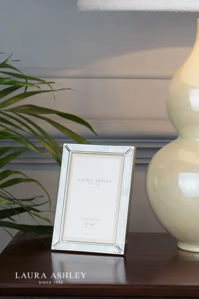 Oakford Mother Of Pearl 4x6 Inch Photo Frame