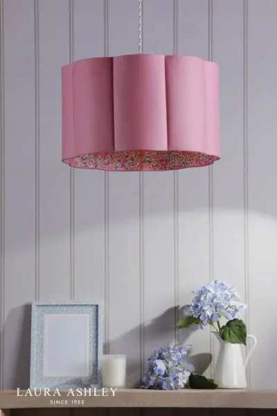 Loveston Pink Scalloped Shade