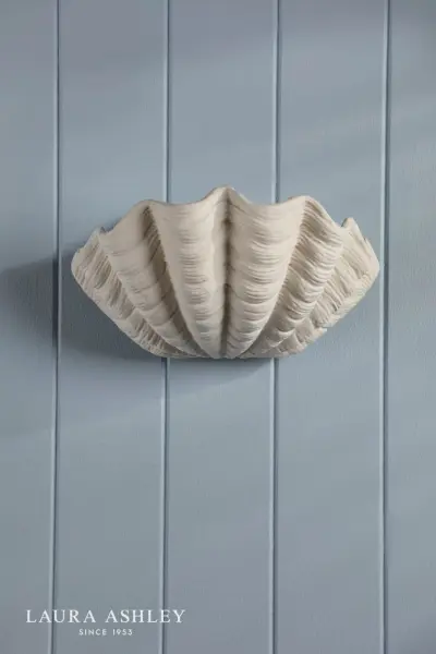 Shell White Ceramic Wall Light