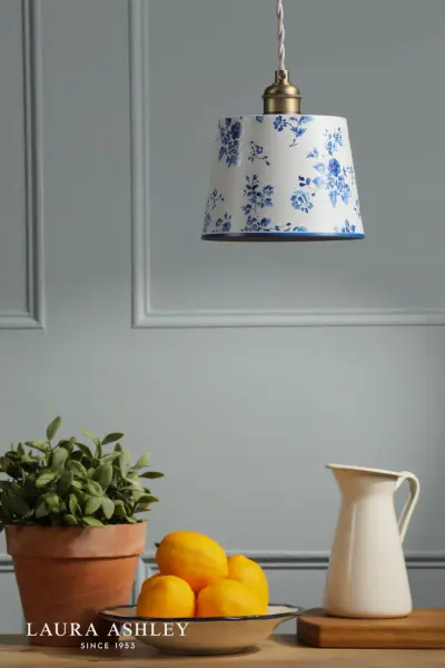 China Rose Blue & White Single Pendant