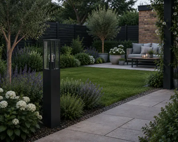 Parker 400mm Bollard in Black Finish