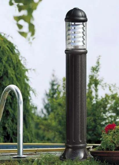 SAURO 1100mm Bollard Light
