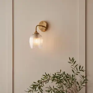 Ashcroft Brass Wall Fitting with Ribbed Glass Shade