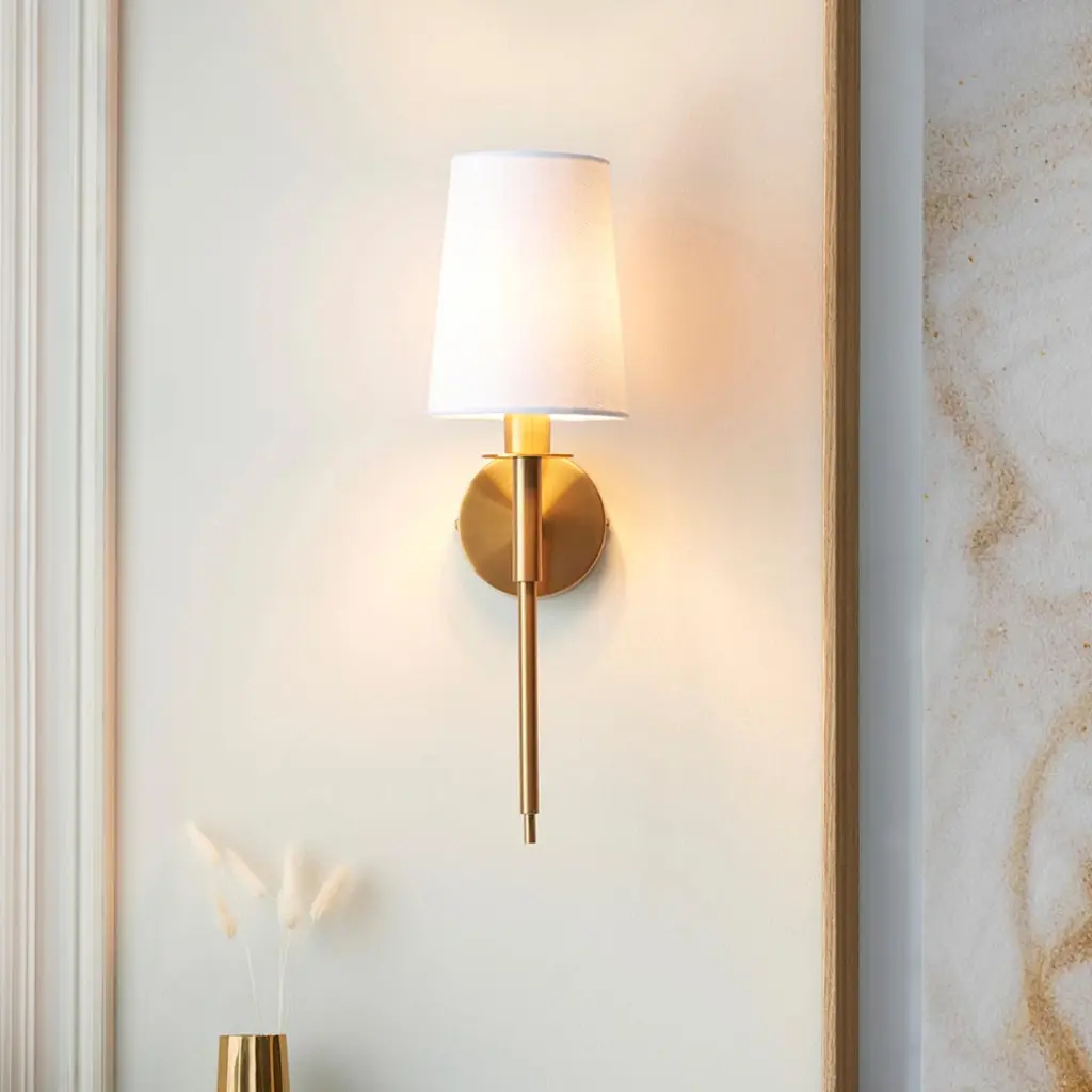 Roe Vintage Brass Wall Light C/W Shade